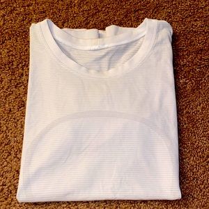 Lululemon Swiftly Tech Relaxed Fit Tee
